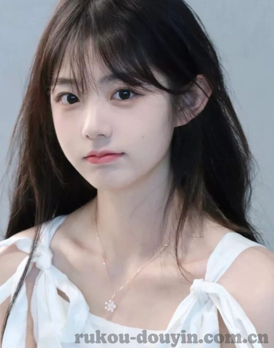 午夜精品人妻电影-午夜绮梦，人妻的微妙情感世界